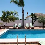 Mayo Con Piscina Privada Landhaus