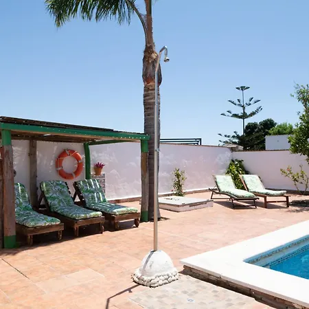 Mayo Con Piscina Privada Lantställe