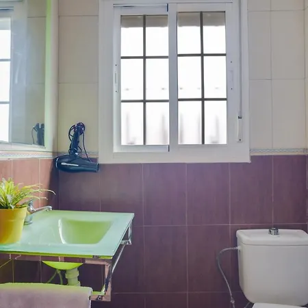 Mayo Con Piscina Privada Kır Evi